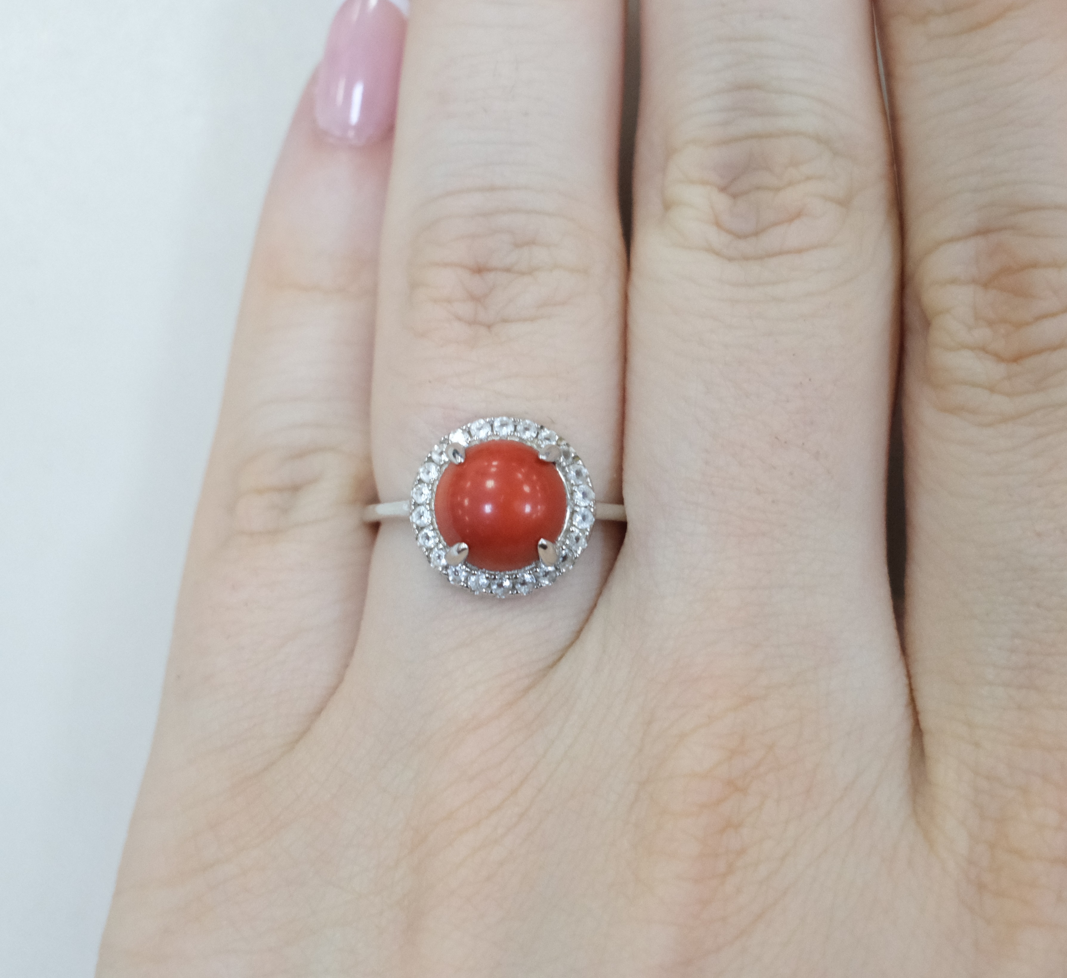 Серебряное кольцо с кораллом Салмон
